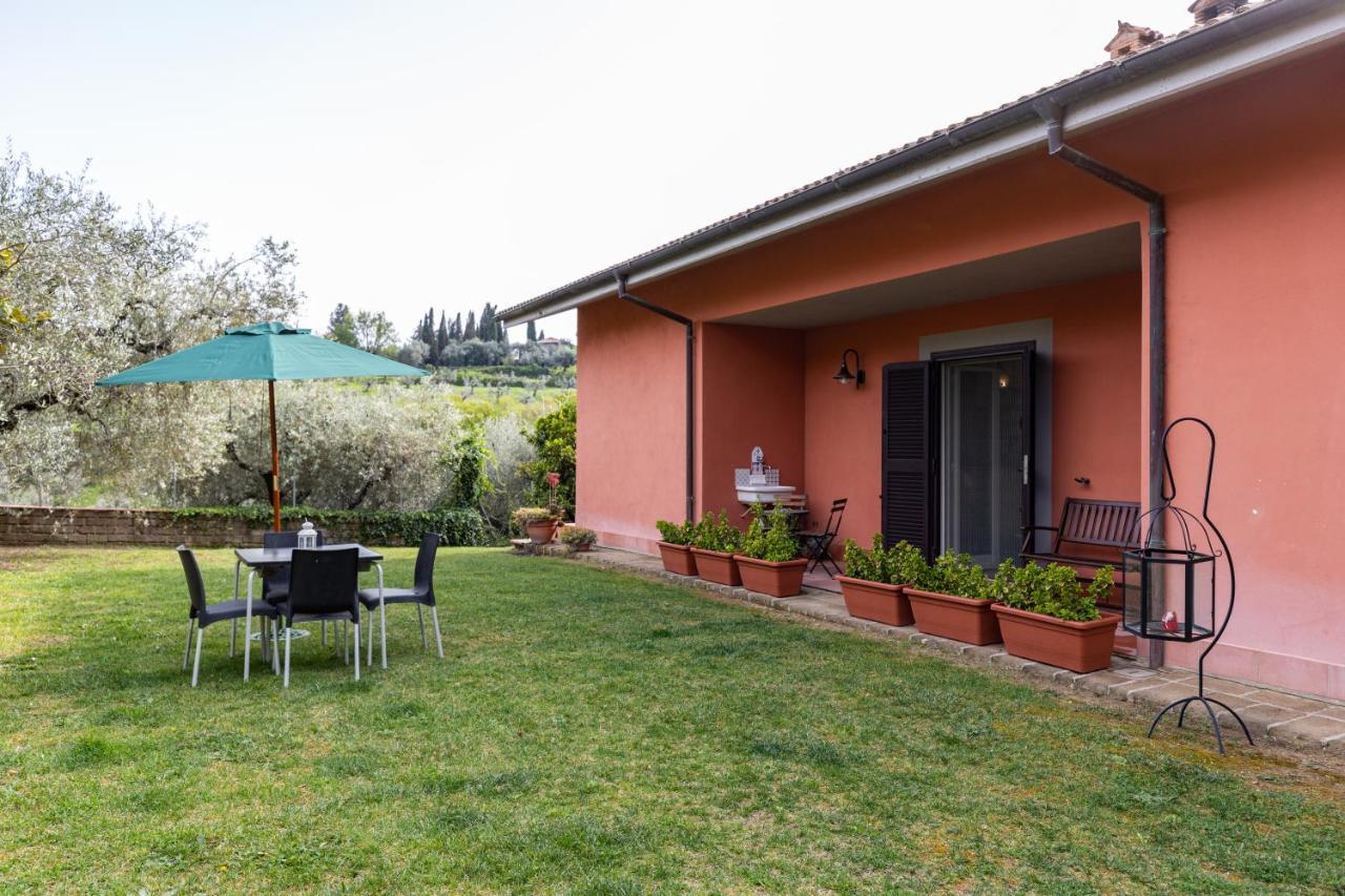 La Tana Delle Stelle B&B Di Charme E Relax Fara in Sabina Exterior foto