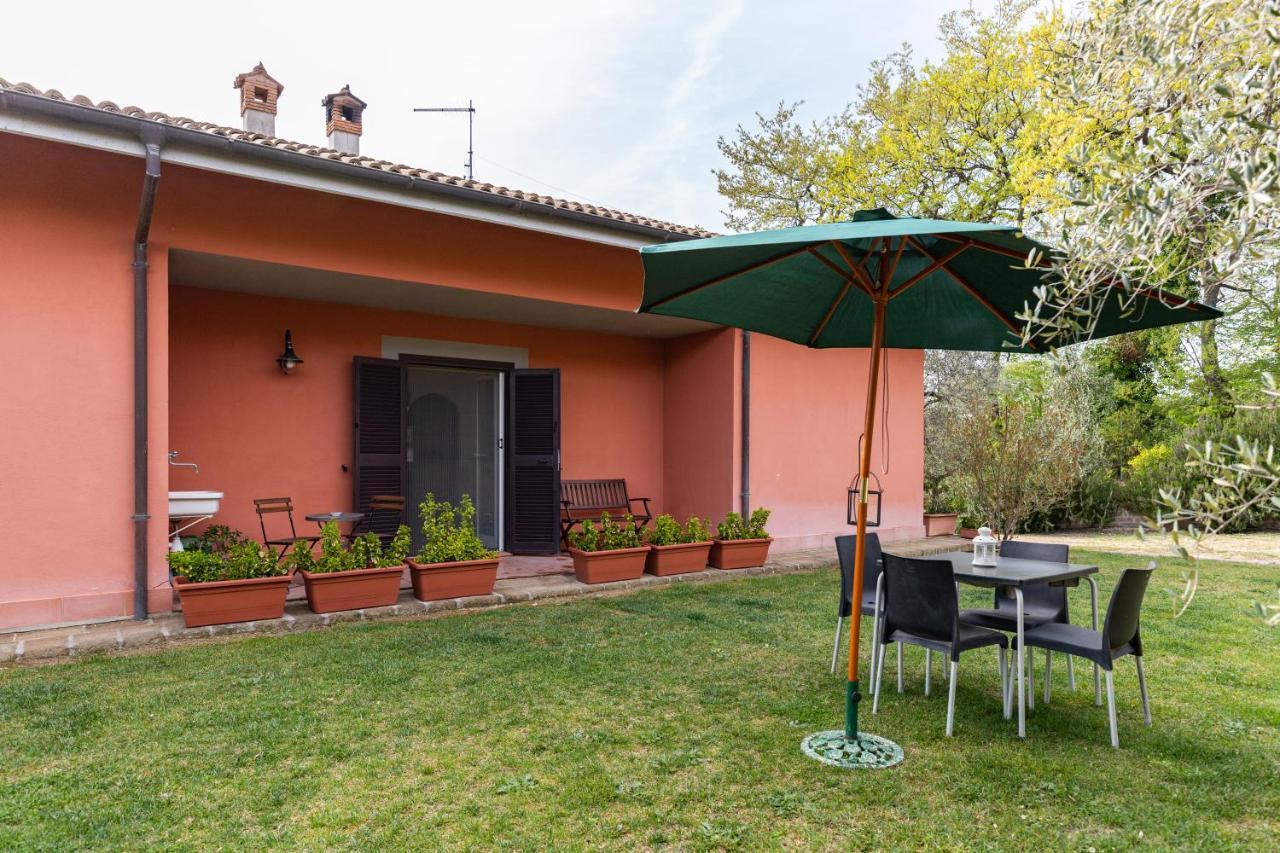 La Tana Delle Stelle B&B Di Charme E Relax Fara in Sabina Exterior foto
