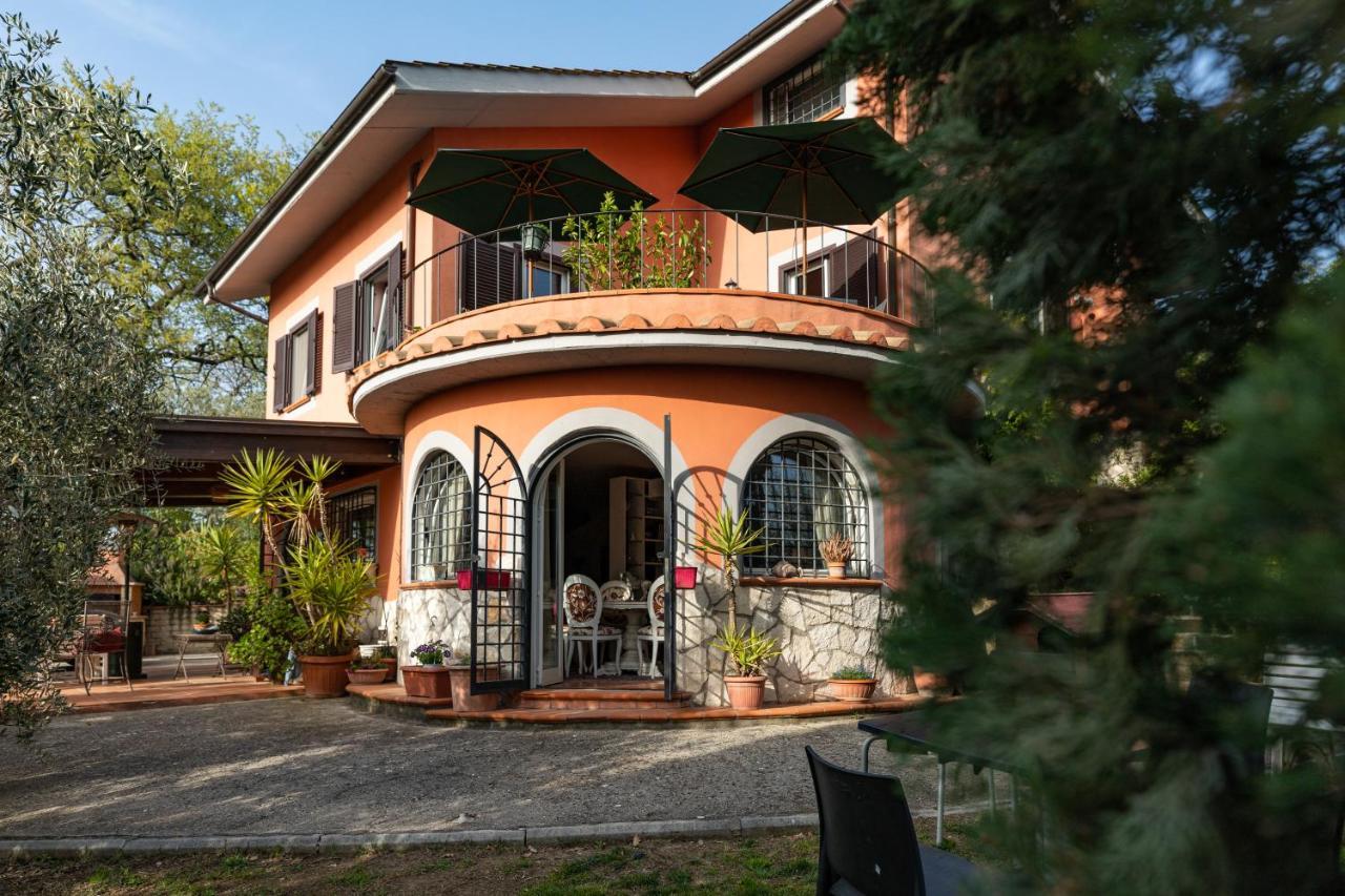 La Tana Delle Stelle B&B Di Charme E Relax Fara in Sabina Exterior foto