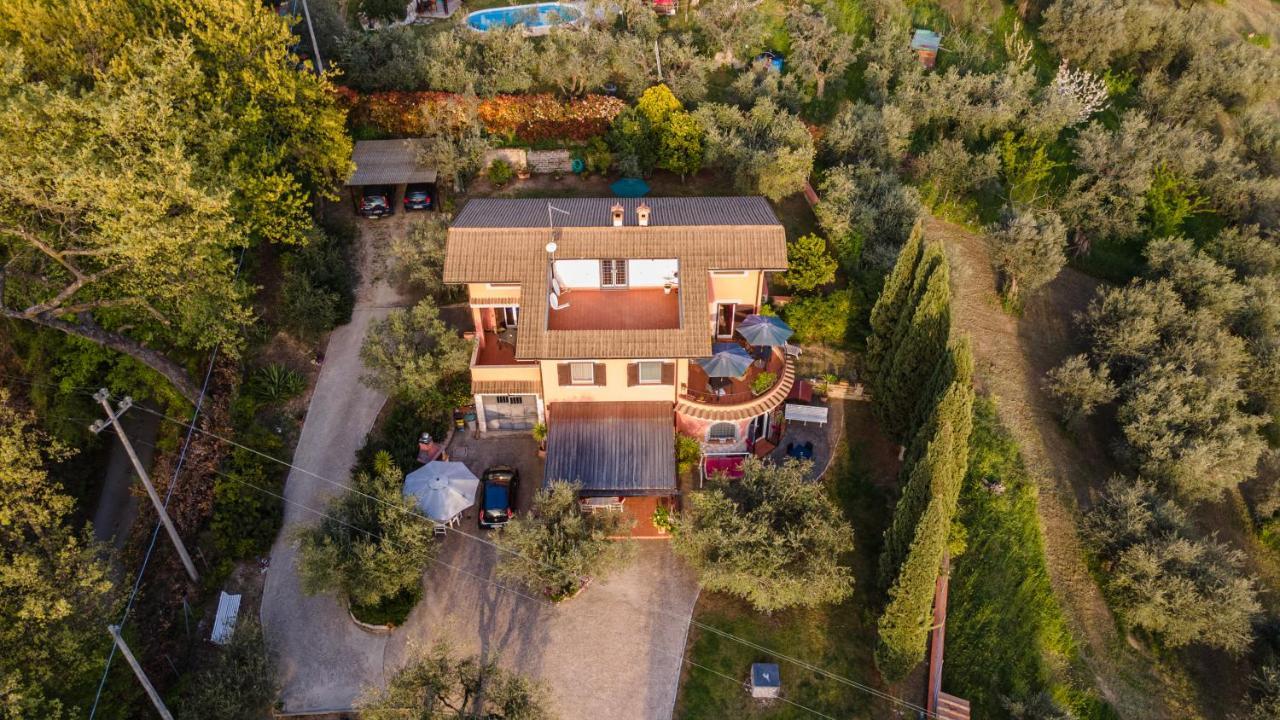 La Tana Delle Stelle B&B Di Charme E Relax Fara in Sabina Exterior foto
