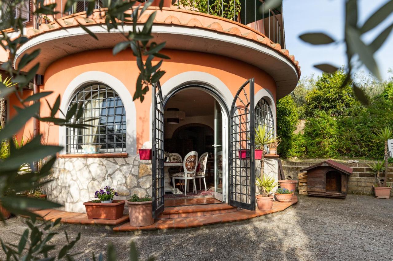 La Tana Delle Stelle B&B Di Charme E Relax Fara in Sabina Exterior foto